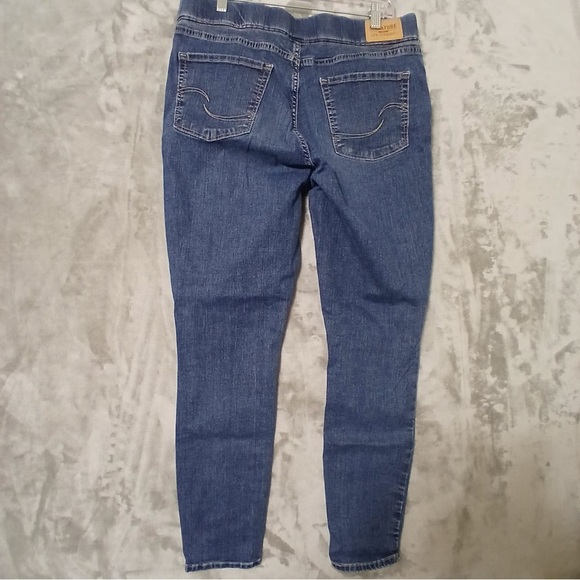 Signature by Levi Strauss Women Jeans Size 31x30 Pull On Skinny Totally Shaping - Picture 7 of 11